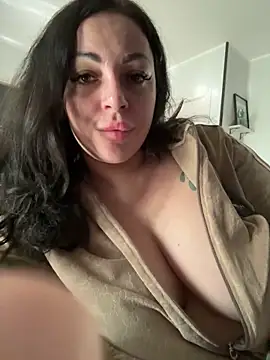 Snapshot of Chloe_Ricci chatting on December 2024 11:56:02 AM Chloe Ricci online show from December 2024 11:56:02 AM