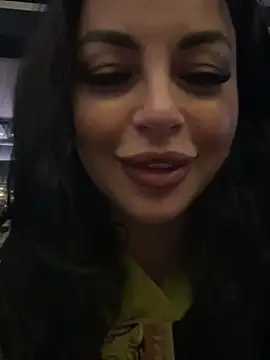 Snapshot of Chloe_Ricci chatting on December 2024 05:48:01 PM Chloe Ricci online show from December 2024 05:48:01 PM