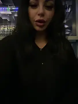 Snapshot of Chloe_Ricci chatting on December 2024 08:32:01 PM Chloe Ricci online show from December 2024 08:32:01 PM