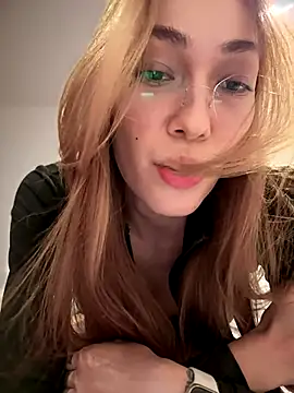 MichelleFerry  online show from October 2025 01:44:02 AM