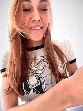 MichelleFerry  online show from October 2025 07:43:01 PM