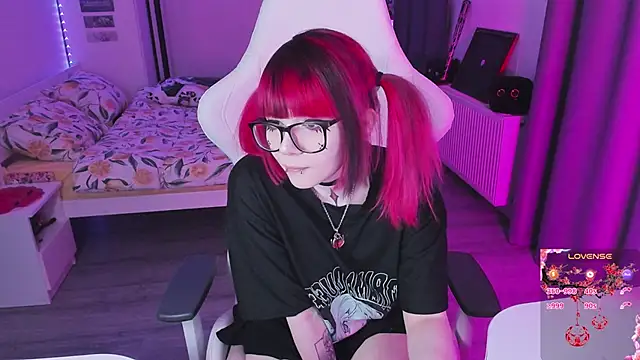 Snapshot of Yumi_Youkai chatting on March 2026 04:44:01 PM Yumi Youkai online show from March 2026 04:44:01 PM