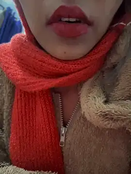 PARI Hun online show from December 2024 06:52:02 PM