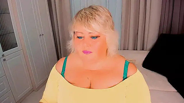 BIGTITSBBW online show from September 2025 04:19:01 PM