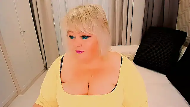 BIGTITSBBW online show from November 2025 01:39:01 PM