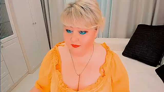 BIGTITSBBW online show from April 2026 06:42:02 PM