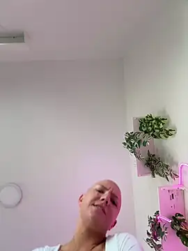 PaulinaSchubert1 online show from March 2026 03:38:02 PM