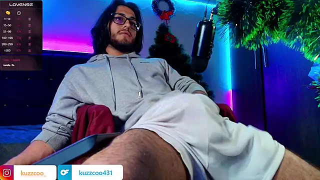 Snapshot of kuzzcoo chatting on January 2025 05:41:01 AM kuzzcoo online show from January 2025 05:41:01 AM