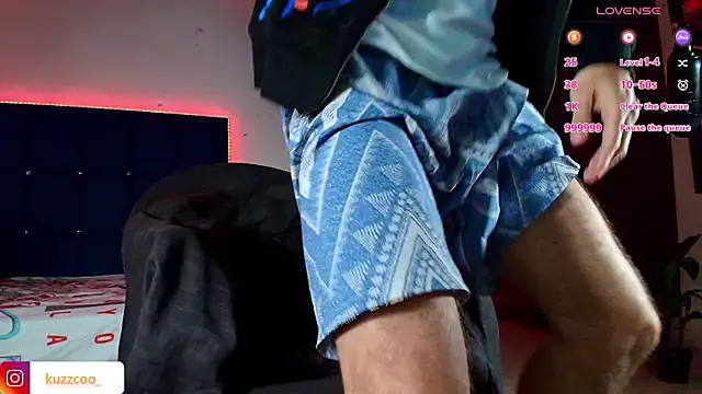 Snapshot of kuzzcoo chatting on October 2025 03:40:02 AM kuzzcoo online show from October 2025 03:40:02 AM