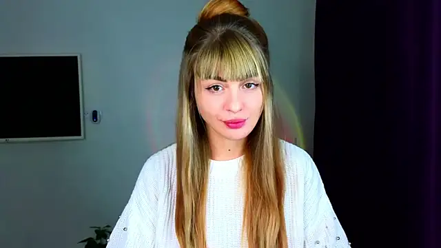 Snapshot of _comefeelme_ chatting on November 2025 05:44:01 PM comefeelme online show from November 2025 05:44:01 PM