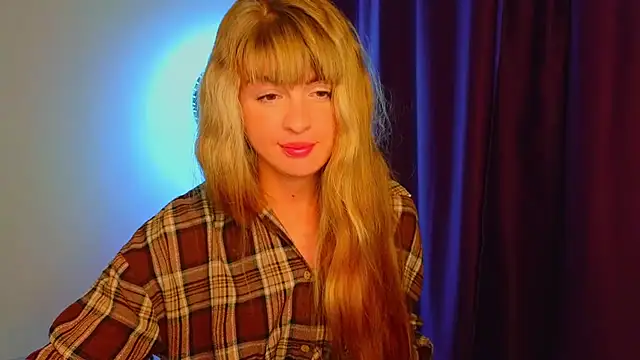 Snapshot of _comefeelme_ chatting on December 2025 03:27:02 PM comefeelme online show from December 2025 03:27:02 PM