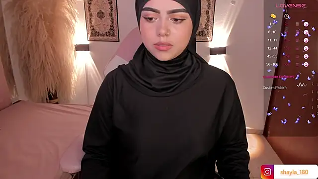 shayla 18 online show from February 2025 08:17:02 PM