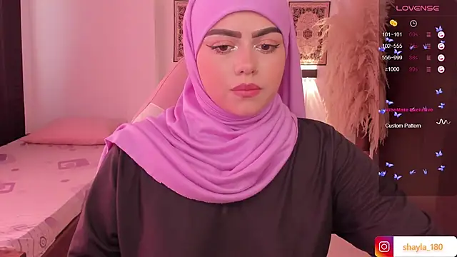 shayla 18 online show from March 2025 08:54:01 PM