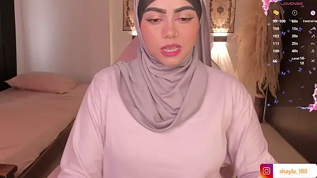 shayla 18 online show from March 2025 08:51:02 PM