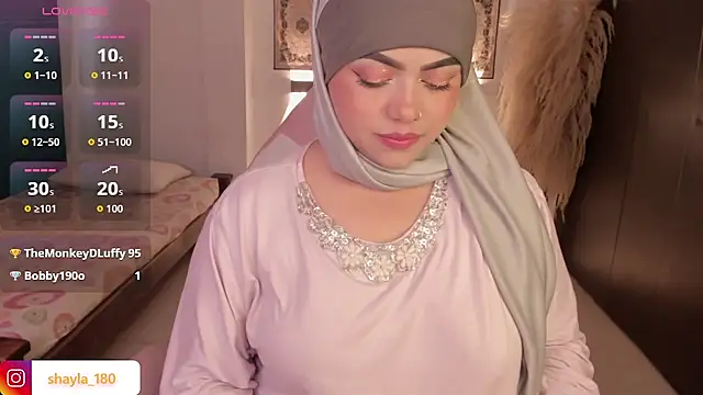 shayla 18 online show from February 2026 06:36:02 PM