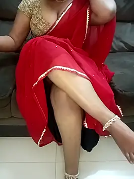 Snapshot of Mounika25 chatting on December 2024 05:22:02 PM Mounika25 online show from December 2024 05:22:02 PM