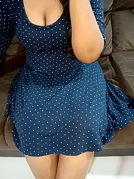 Snapshot of Mounika25 chatting on March 2025 05:39:01 PM Mounika25 online show from March 2025 05:39:01 PM