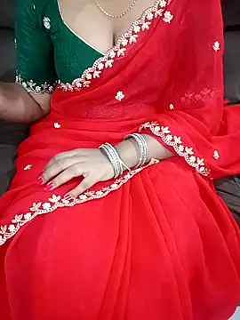 Snapshot of Mounika25 chatting on September 2025 06:44:02 PM Mounika25 online show from September 2025 06:44:02 PM