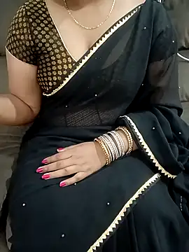 Snapshot of Mounika25 chatting on November 2025 08:45:01 AM Mounika25 online show from November 2025 08:45:01 AM