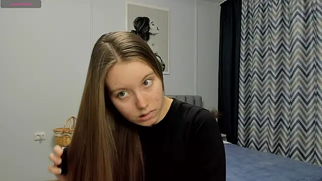 Snapshot of Peggy_Beauty chatting on December 2024 09:26:02 PM Peggy Beauty online show from December 2024 09:26:02 PM