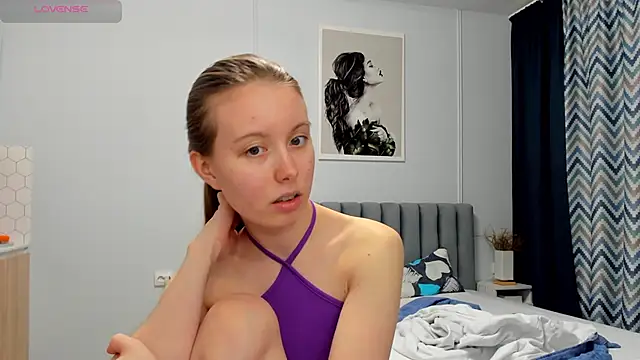 Snapshot of Peggy_Beauty chatting on December 2024 09:55:02 AM Peggy Beauty online show from December 2024 09:55:02 AM