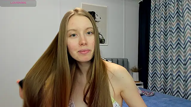 Snapshot of Peggy_Beauty chatting on January 2025 09:31:01 PM Peggy Beauty online show from January 2025 09:31:01 PM