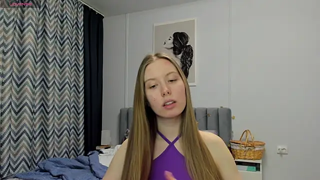 Snapshot of Peggy_Beauty chatting on March 2025 03:51:01 AM Peggy Beauty online show from March 2025 03:51:01 AM