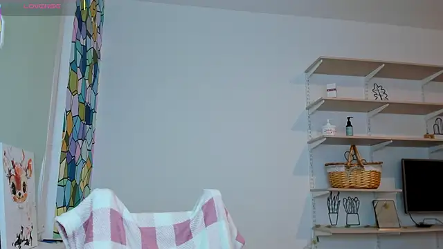 Snapshot of Peggy_Beauty chatting on October 2025 04:18:02 PM Peggy Beauty online show from October 2025 04:18:02 PM