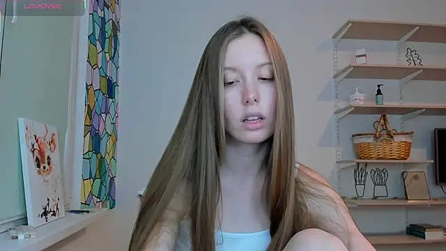 Snapshot of Peggy_Beauty chatting on October 2025 08:42:01 PM Peggy Beauty online show from October 2025 08:42:01 PM