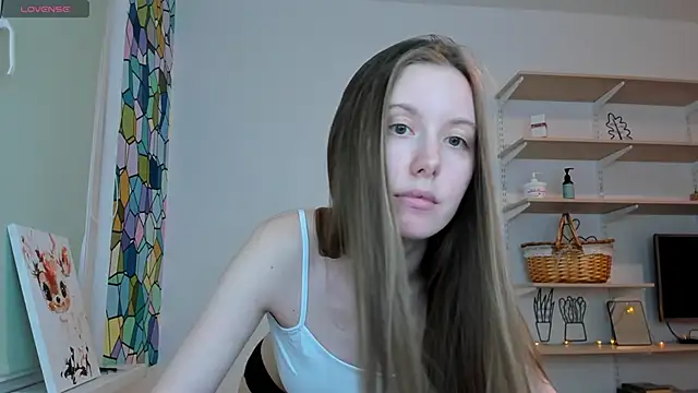 Snapshot of Peggy_Beauty chatting on October 2025 07:47:01 PM Peggy Beauty online show from October 2025 07:47:01 PM