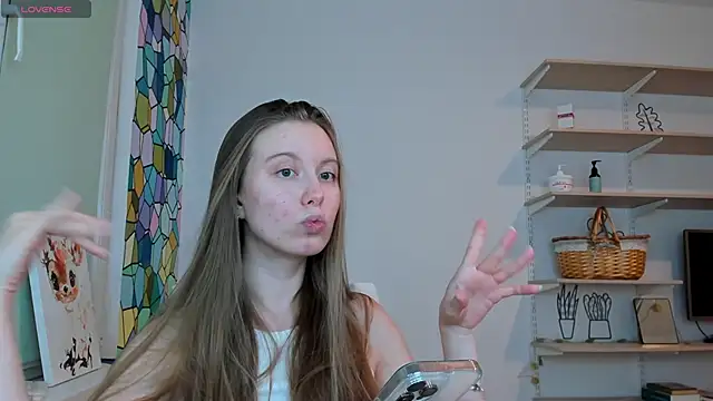 Snapshot of Peggy_Beauty chatting on October 2025 09:50:01 PM Peggy Beauty online show from October 2025 09:50:01 PM