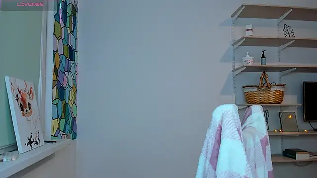 Snapshot of Peggy_Beauty chatting on November 2025 01:59:02 PM Peggy Beauty online show from November 2025 01:59:02 PM