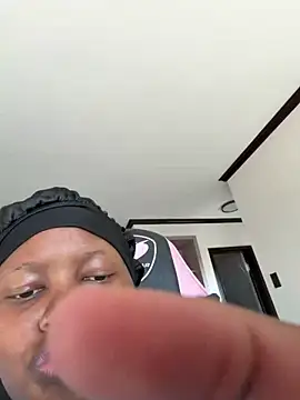 Snapshot of Neelo-Smith chatting on April 2026 05:40:01 AM Neelo-Smith online show from April 2026 05:40:01 AM