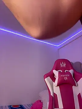 Snapshot of Alicia_Ruiz chatting on February 2026 06:12:02 PM Alicia Ruiz online show from February 2026 06:12:02 PM