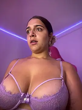 Snapshot of Alicia_Ruiz chatting on March 2026 07:04:02 PM Alicia Ruiz online show from March 2026 07:04:02 PM