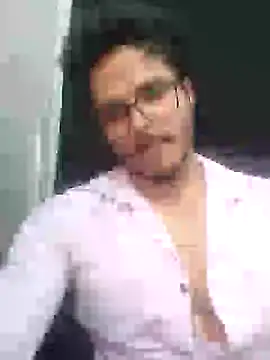 Snapshot of rounakhunk chatting on April 2026 09:29:02 AM rounakhunk online show from April 2026 09:29:02 AM
