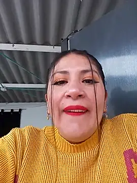 Snapshot of nammy__dirtyhott chatting on January 2026 12:30:01 PM nammy dirtyhott online show from January 2026 12:30:01 PM