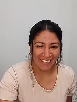 Snapshot of nammy__dirtyhott chatting on January 2026 12:33:02 PM nammy dirtyhott online show from January 2026 12:33:02 PM