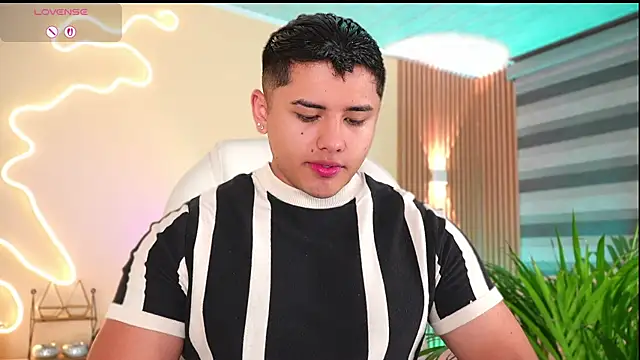 MatiasKorn online show from September 2025 07:01:01 AM