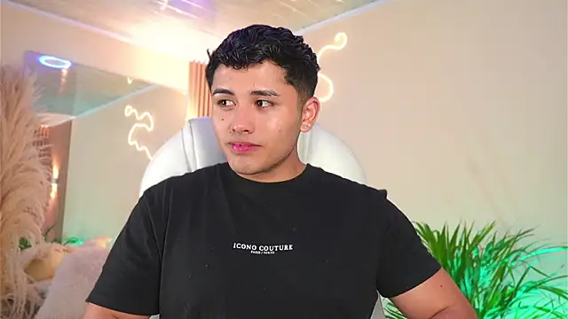 MatiasKorn online show from April 2026 07:45:01 AM