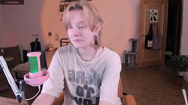 cyber whore  online show from March 2026 04:56:01 PM