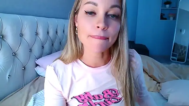 MissSiona online show from February 2025 07:29:01 AM