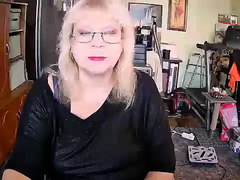 LOLA8888 online show from September 2025 11:15:02 AM