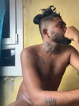 Snapshot of TiltedTen chatting on February 2025 02:08:02 AM TiltedTen online show from February 2025 02:08:02 AM