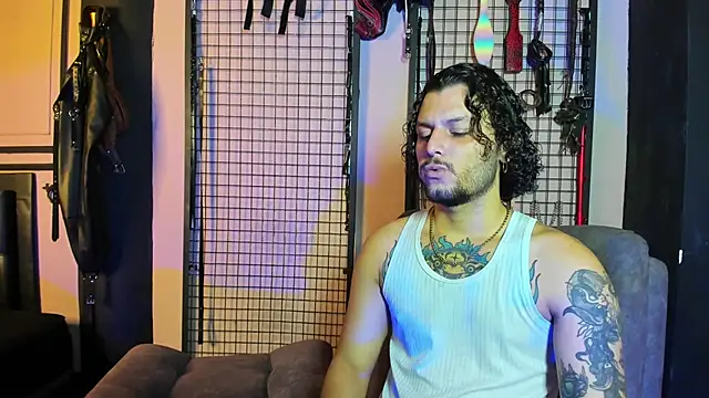 Twisted Fantasy online show from December 2024 03:57:01 PM