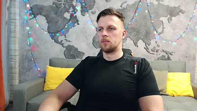 Snapshot of VikingChrisss chatting on January 2025 11:00:02 AM VikingChrisss online show from January 2025 11:00:02 AM