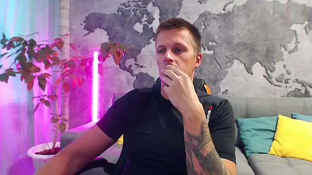 Snapshot of VikingChrisss chatting on October 2025 09:51:01 AM VikingChrisss online show from October 2025 09:51:01 AM