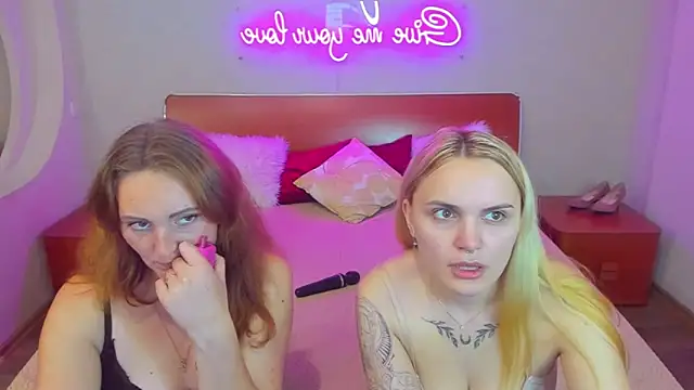 Snapshot of MagicEyess chatting on November 2025 06:40:02 PM MagicEyess online show from November 2025 06:40:02 PM