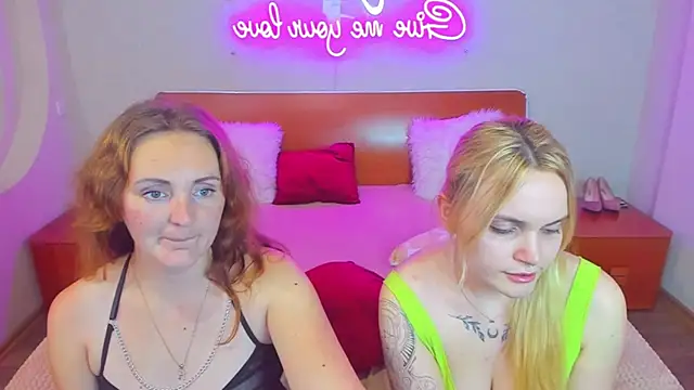 Snapshot of MagicEyess chatting on November 2025 06:30:01 PM MagicEyess online show from November 2025 06:30:01 PM