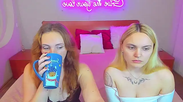 Snapshot of MagicEyess chatting on November 2025 05:57:01 PM MagicEyess online show from November 2025 05:57:01 PM